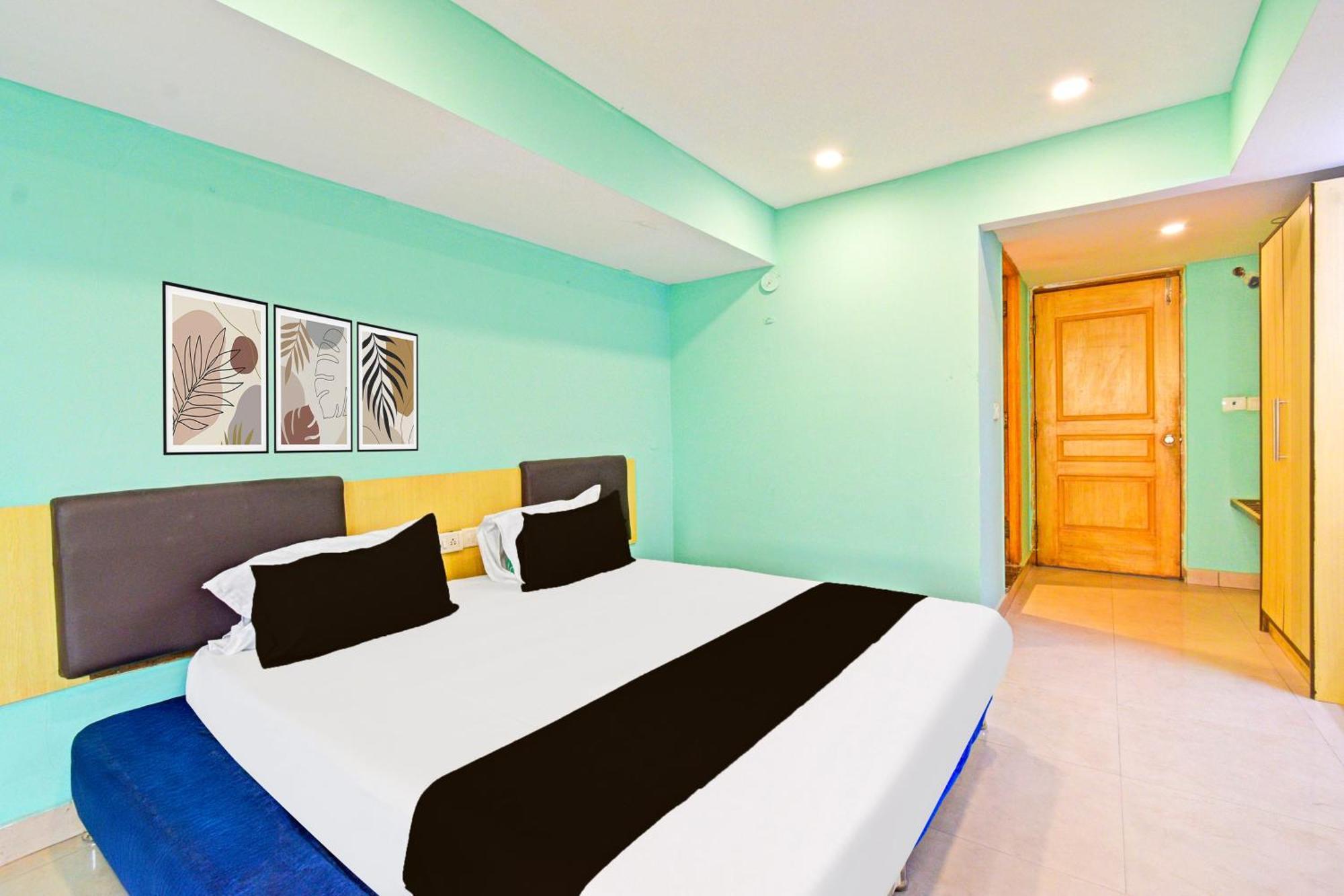 Super Townhouse Ameerpet Balkampet Road Hyderabad Eksteriør bilde