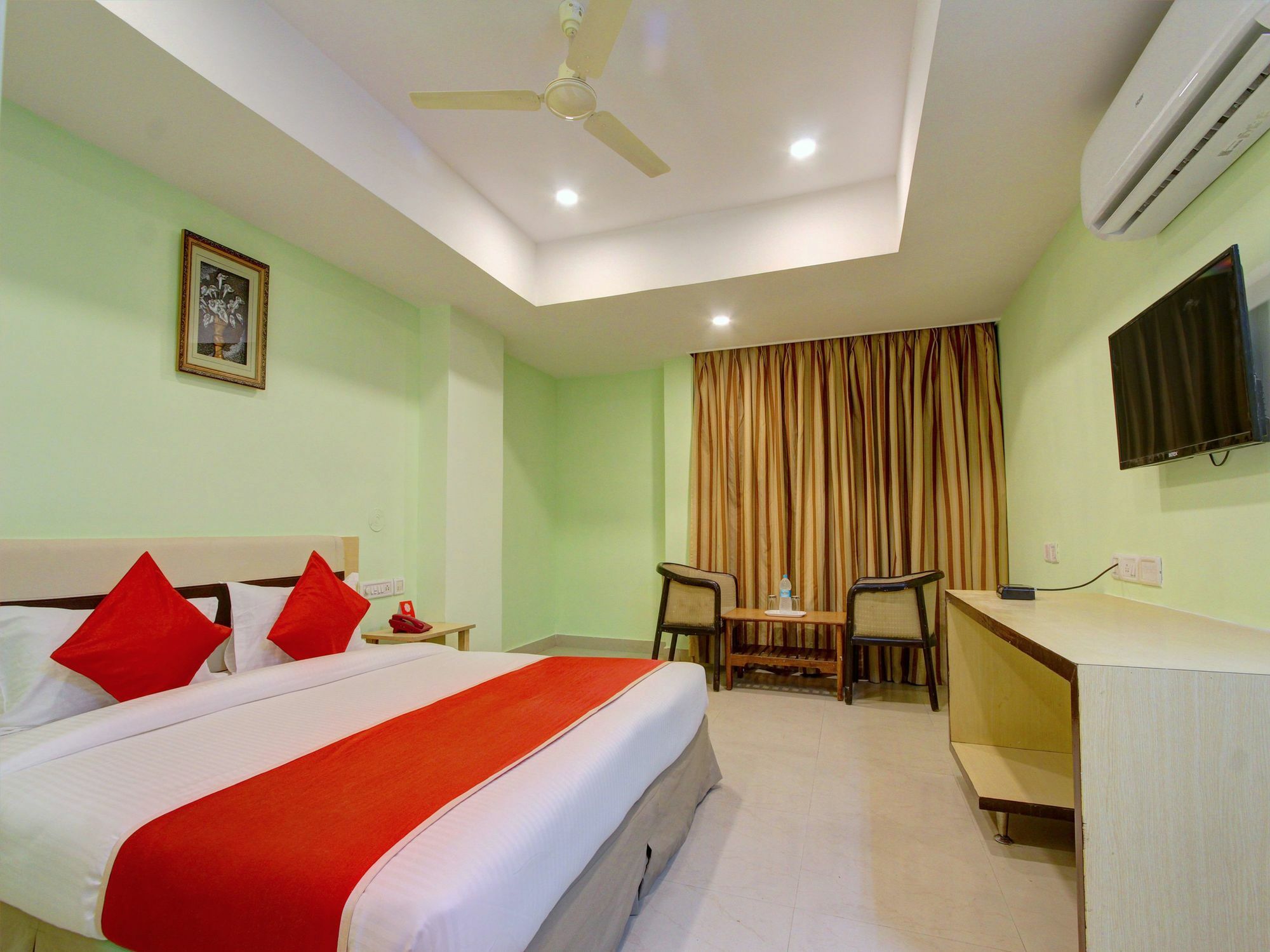 Super Townhouse Ameerpet Balkampet Road Hyderabad Eksteriør bilde